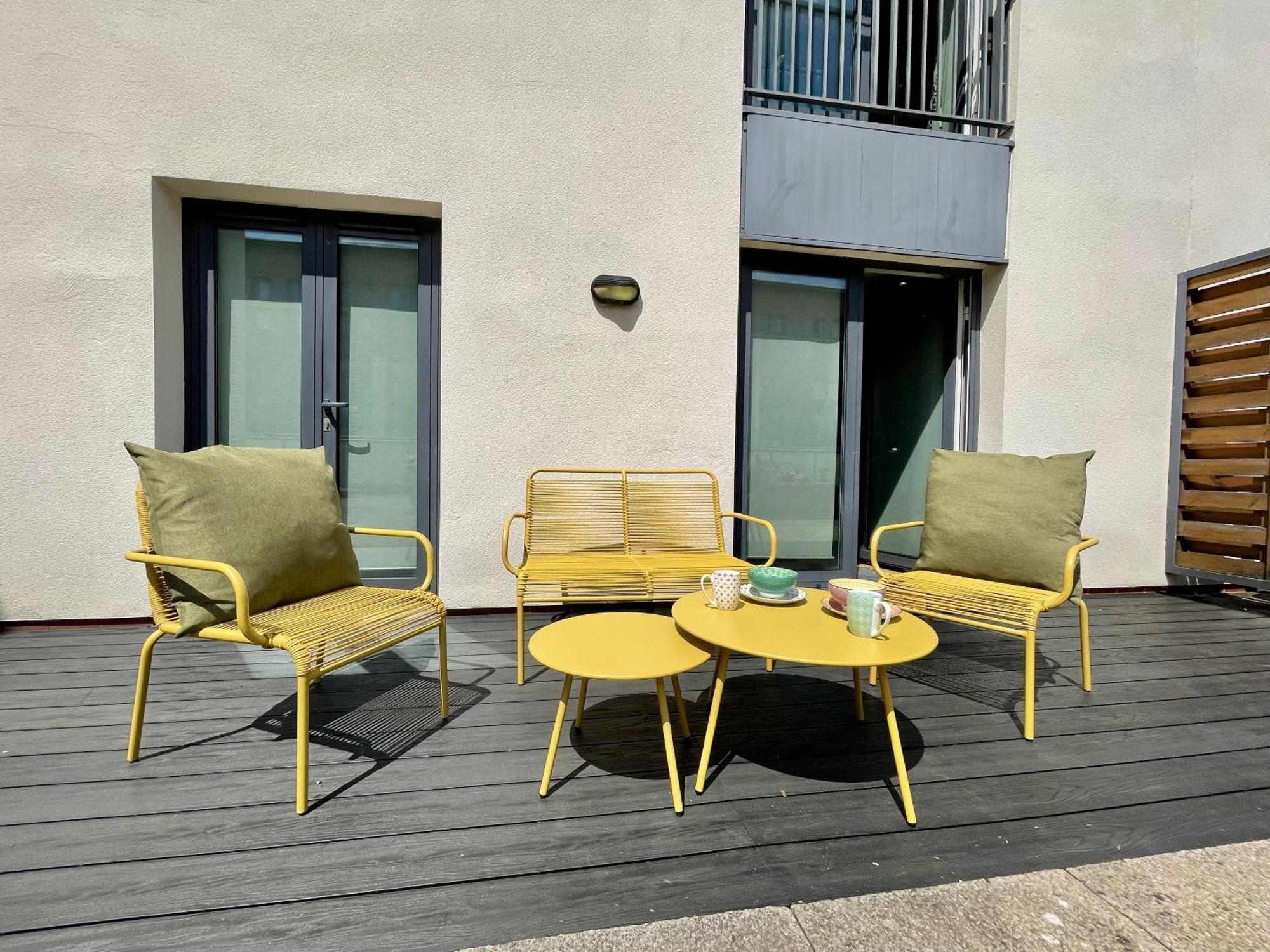 Stunning 2-Bed Town Centre Apartment - Hosted By Hutch Lifestyle Leamington Spa Exterior foto